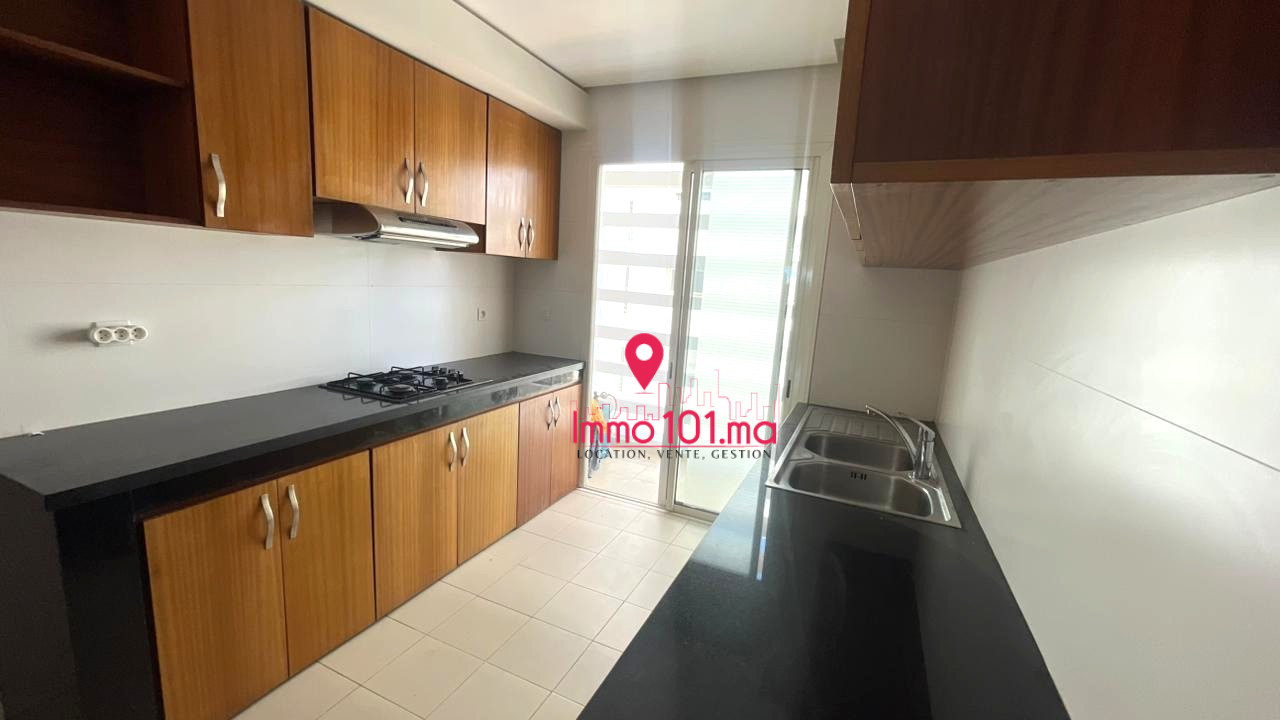 Location appartement à Hay Riad SILAV2270